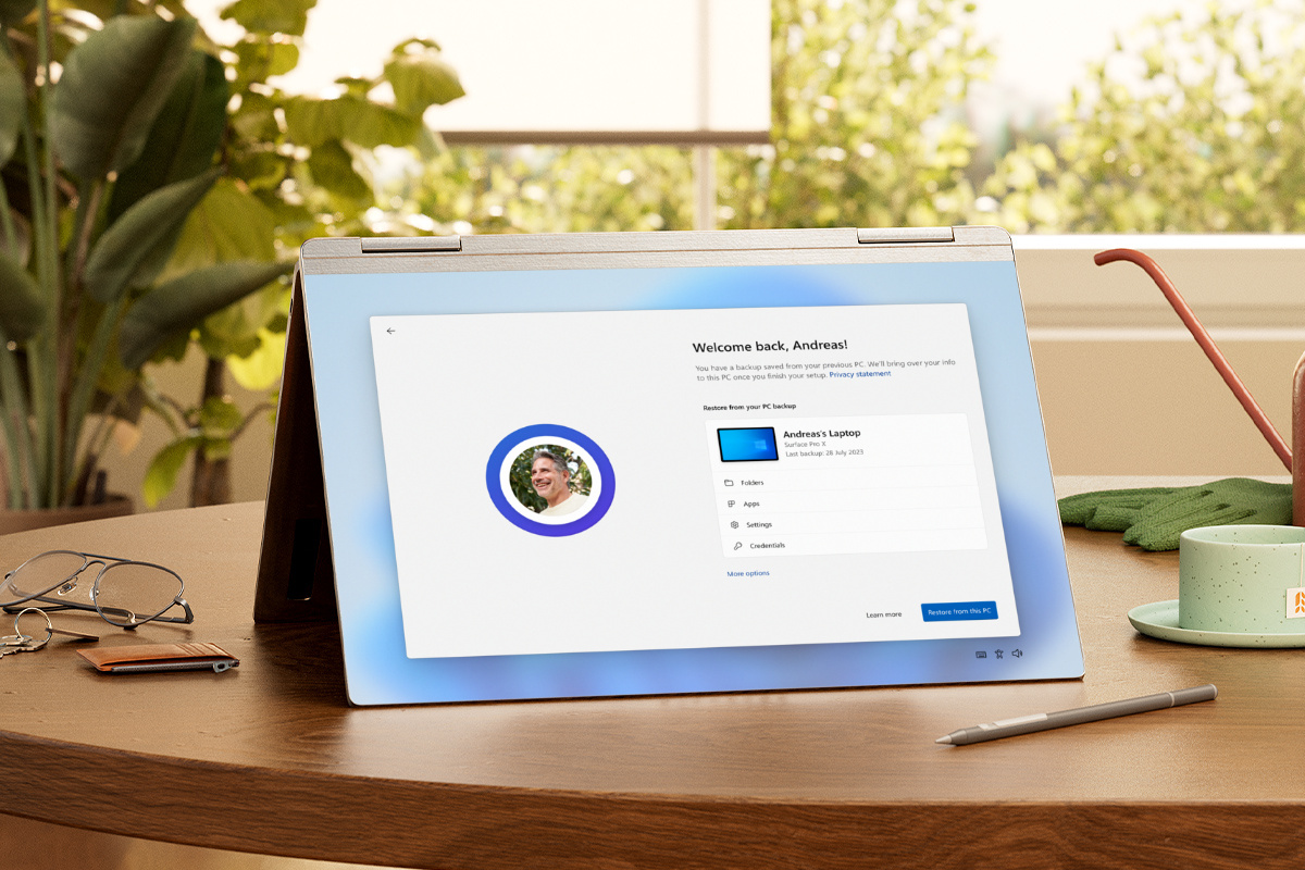 Een open pc met een app om aan de slag te gaan